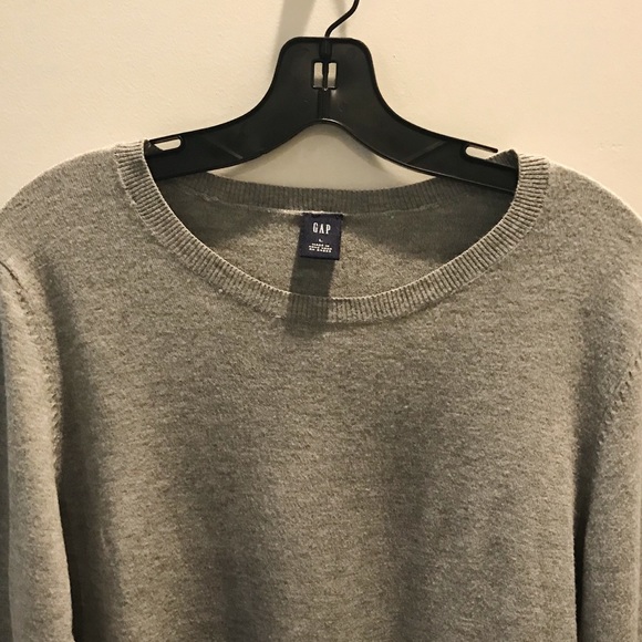GAP Gray Sweater✨ - Picture 2 of 4